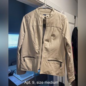 Apt. 9 brand, faux leather jacket. size medium. Worn once.